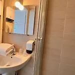 Hotel Au Petit