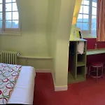 Au Petit Hotel Vivoin