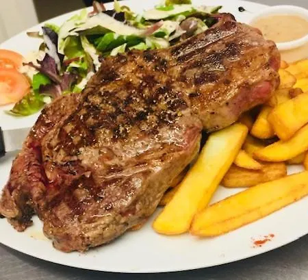 ホテル Au Petit