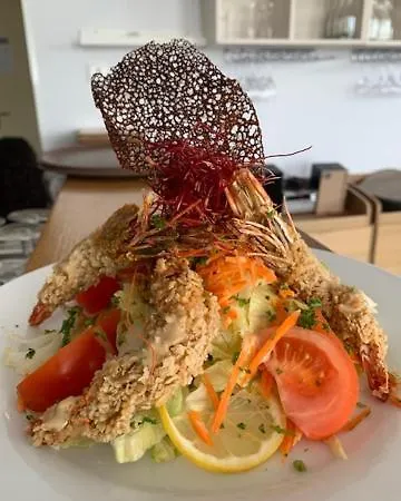 Au Petit ホテル