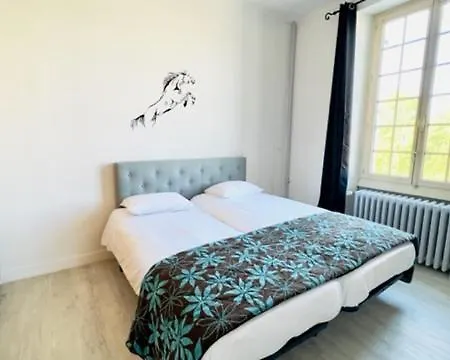 Hotel Au Petit 3*