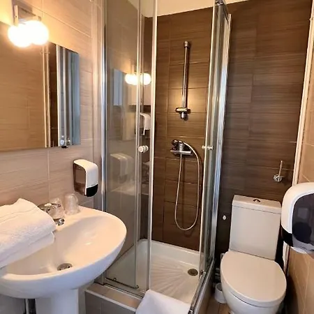 Au Petit Hotell Vivoin