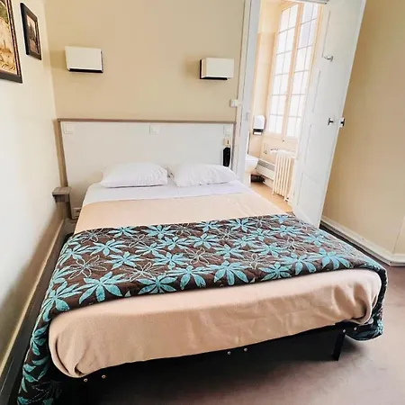 Au Petit Hotel Vivoin