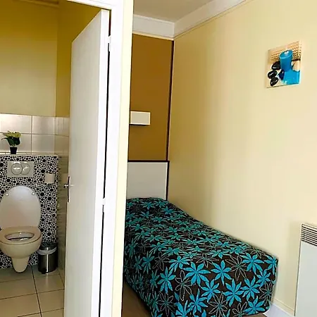 Au Petit Hotel Vivoin