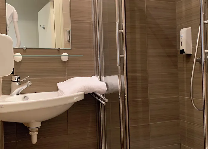 Au Petit Отель Vivoin